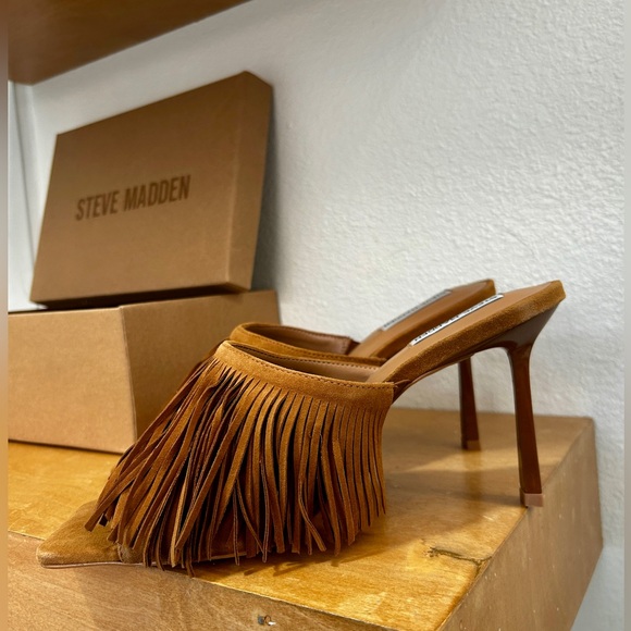 Steve Madden Morina Sandals with Fringe, 10. BNIB. - Picture 6 of 12